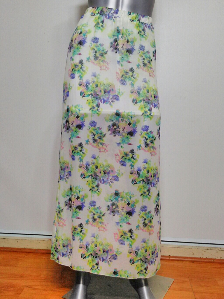 SOCIALITE • Long Floral Skirt / size (XS)